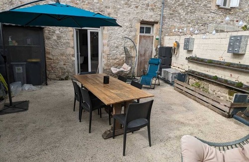 Apremont House | Cosy cottage near Polo, golf course, Apremont forest