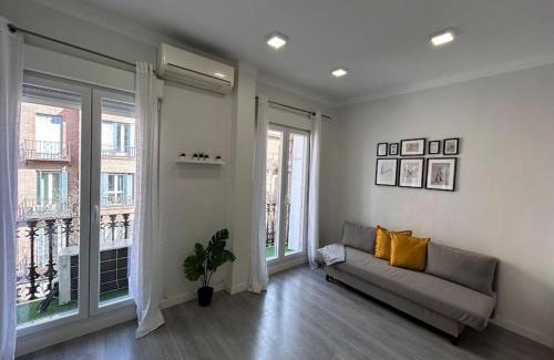 Las Acacias Apartment | Cosy flat Arganzuela - AC