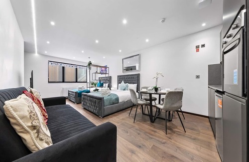 Golders Green Apartment | Cosy Golders Green Studio With Modern Amenities