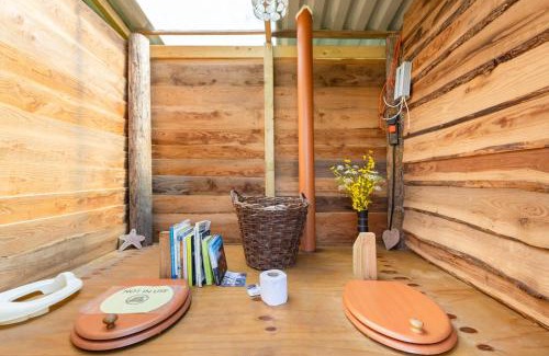 Totnes Other | Cosy-Hilltop-Yurt-StunningViews-Nature-HotTub