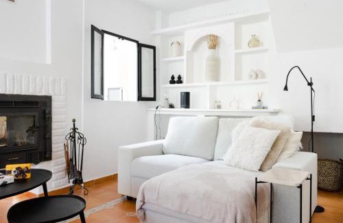 Urbanizacion Costabella House | Cosy holiday home near beach