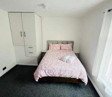 Belfast House | Cosy house with floating beds in Belfast