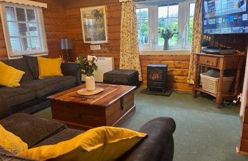 Bronaber House | Cosy Log Cabin Snowdonia Eryri
