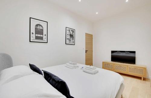 Quartier de la Folie-Mericourt Apartment | Cosy modern flat - 1BR- 4P- Oberkampf