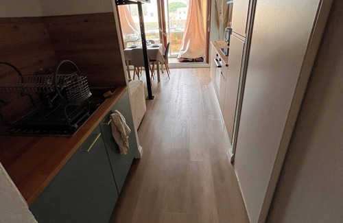 Le Grand Large Apartment | Cosy, modern studio 5 minutes from the beach and all amenities