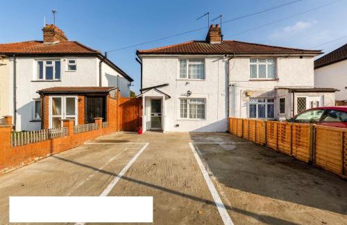The Wrythe Apartment | Cosy private flat in London, Contractors Free Parking on premise