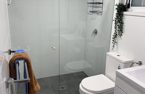 Five Dock Apartment | Cosy Private Studio/Hotel style in Five Dock