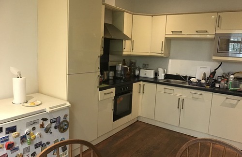 Downham House | Cosy Room in a quiet and a peaceful neighbourhood.