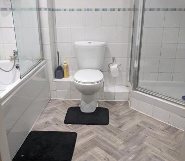 Park Royal Bed & Breakfast | Cosy room near Wembley Stadium