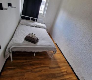 Crofton Park House | Cosy rooms in London