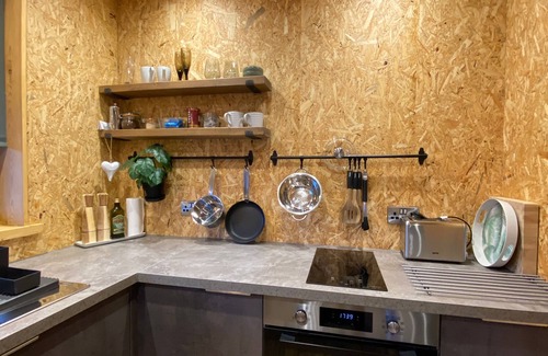 Clitheroe Cabin | Cosy rural retreat. Perfect for couples. Dog-friendly.