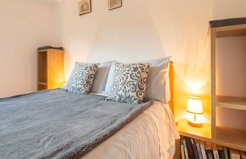 Fort Augustus Ski Chalet | Cosy secluded chalet with private parking and garden in centre of Fort Augustus