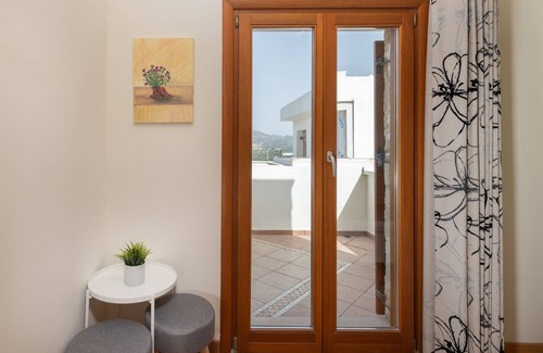 Malevizi Villa | Cosy stone Villa with breathtaking Mountain View . Nature & eco Friendly !n