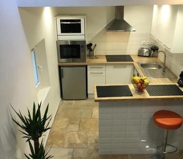 Old Town Apartment | Cosy Studio Cours Lafayette "Clim, WIFI Gratuit"