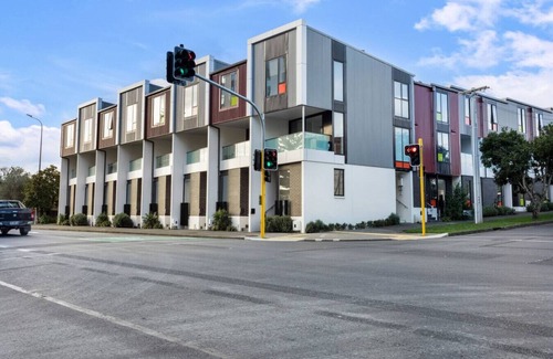 Avondale Apartment | Cosy Studio in Central Avondale | Netflix Wi-Fi