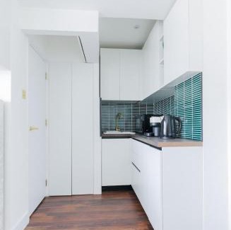 Brompton & Hans Town Apartment | Cosy studio in Chelsea cloisters Hotel