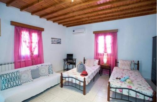 Plintri House | Cosy studio near super paradise