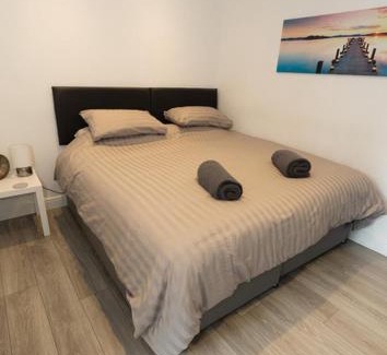 Gumley Apartment | Cosy twin or double Studio near Shearsby England