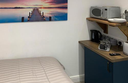 Gumley Apartment | Cosy twin or double Studio near Shearsby England