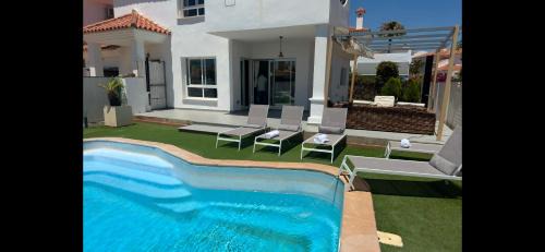 Fuengirola Villa | cosy villa with private pool