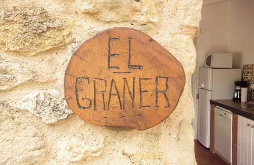 Llampaies Cottage | Cottage El Graner, 2 bedrooms, 4 people, Costa Brava 17 km, communal pool, bbc