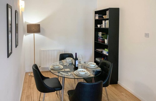 Dunblane Cottage | Cottage ∙ 2 bedrooms ∙ 4 guests