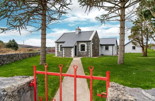 Oughterard House | Cottage 345 - Oughterard