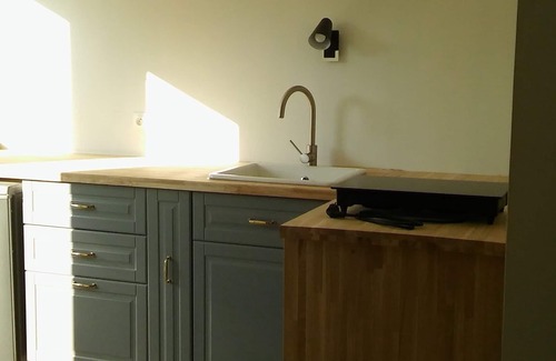 Ploneour-Lanvern Cottage | Cottage 7 mins from the sea