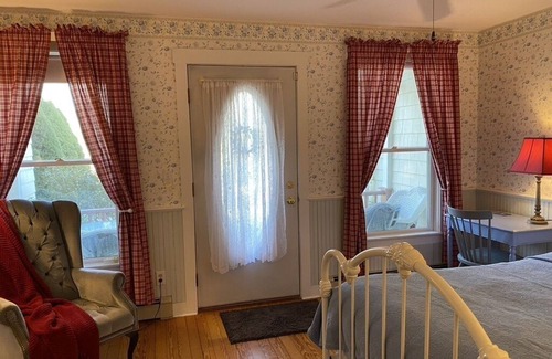 Lincolnville Apartment | Cottage Apartment by the Sea