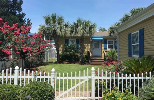Crescent Beach House | Cottage B Htd Pool! Summer Prices Just Reduced!