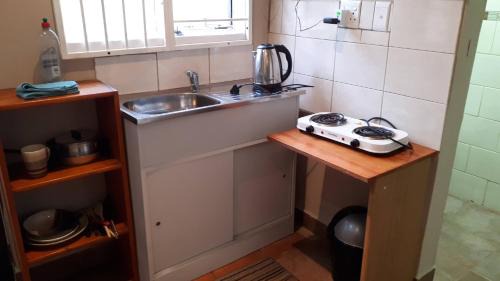 Greater Johannesburg Metropolitan Area House | Cottage, close to UJ, Milpark, Wits