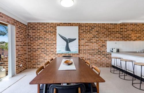 Nelson Bay Apartment | Cottage Court 4 Shoal Bay and Little Beach at your fingertips