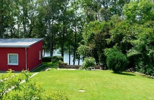 Wuthenow House | Cottage directly on the lake with boat to 6 pers., Many mushrooms, fishing area, swimming