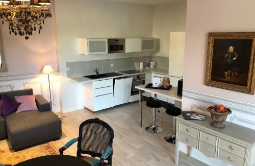 Azay-le-Rideau House | Cottage du chateau for 4 people 90 M- 2 bedrooms 2 bathrooms pool