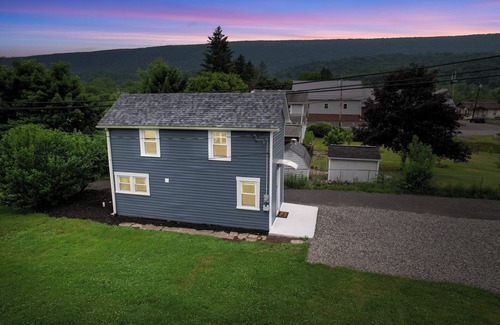 Ellerslie House | Cottage Escape in the Allegany Mountains