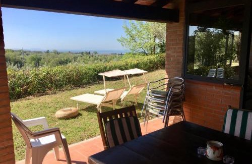 Guardistallo House | Cottage Gaia with sea view, fenced garden by ToscanaTour