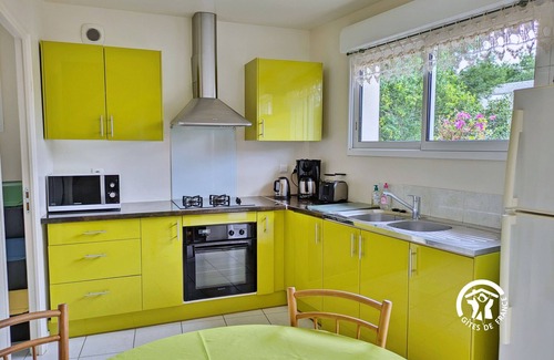 Alexain Cottage | Cottage in Alexain near the lock, pets allowed, parking, max 6 ppl