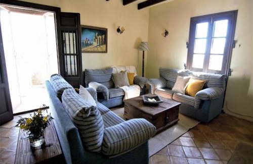Antequera House | Cottage in Antequera with Pool near El Torcal