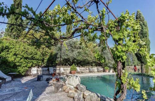 Oppede House | Cottage in Oppède with Pool and Garden