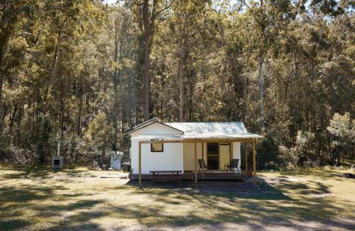 Putty Other | Cottage in the Bush
