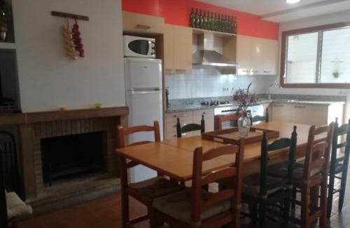 Ullastret House | Cottage in Ullastret near Mas Pinell Beach