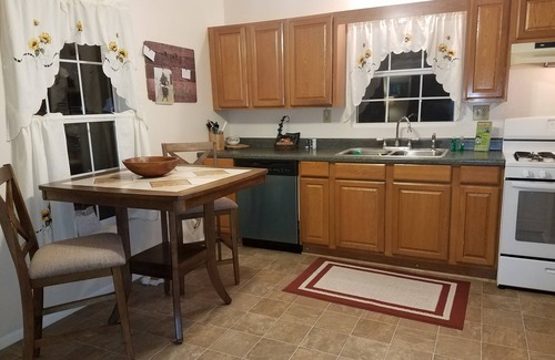 Branford House | Cottage on five-acres surrounded by parks with Crystal Clear Springs!
