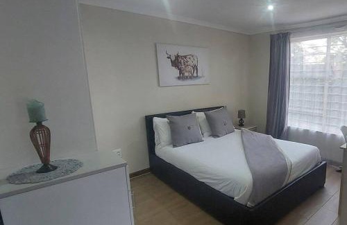 Greater Johannesburg Metropolitan Area House | Cottage on Keurboom