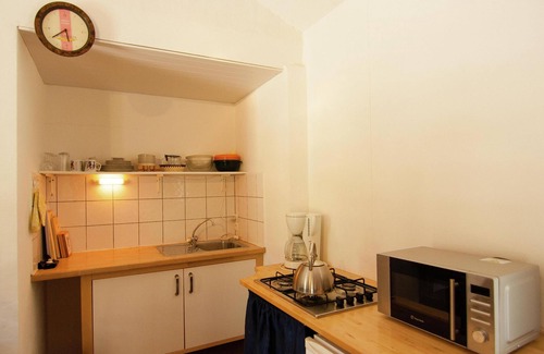 Vezac House | Cottage on small estate with swimming pool