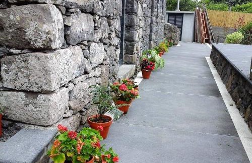 Ponta Delgada Ski Chalet | Cottage Quinze, Contemporary designed cottage with Swimming pool