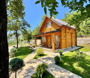 Karuc Ski Chalet | Cottage retreat- Skadar Lake