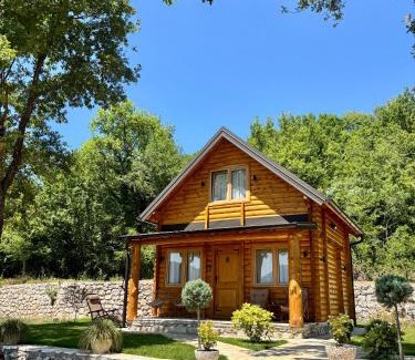 Karuc Ski Chalet | Cottage retreat- Skadar Lake