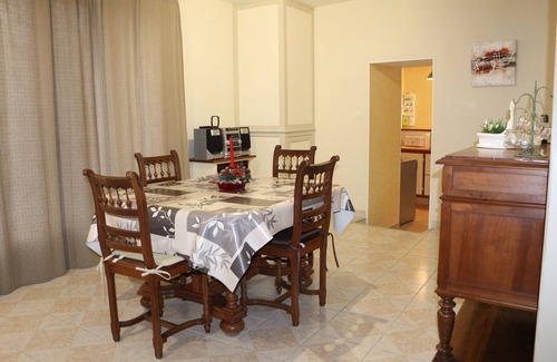 Chinon House | Cottage "The Lupantien"