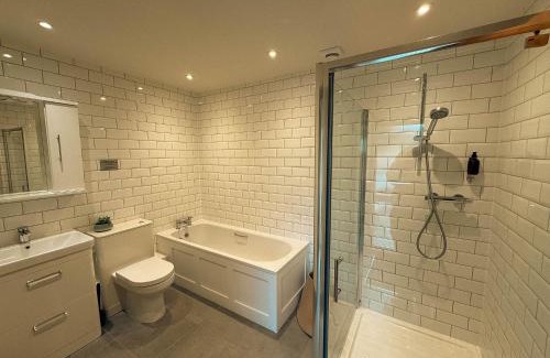Llangattock House | Cottages at The Vine Tree Cottage 2