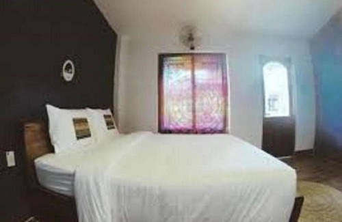 Ong Lang Resort | COTTAGES Resort - Ong Lang Beach